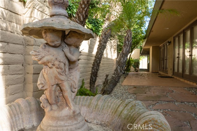 Detail Gallery Image 39 of 75 For 984 La Cresta Pl, Palos Verdes Estates,  CA 90274 - 6 Beds | 4 Baths