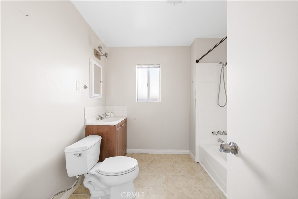 MLS #WS25258026 image #5