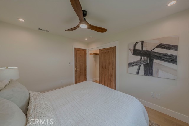 9141 Aloha Drive, Huntington Beach CA: https://media.crmls.org/medias/4422d149-f69c-48ac-9f0e-b313a0317515.jpg
