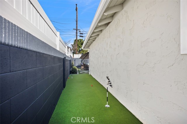 Image 36 of 40 For 16342 Gentry