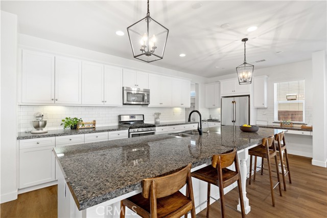 Detail Gallery Image 5 of 48 For 29497 Wooden Boat, Menifee,  CA 92585 - 3 Beds | 2 Baths