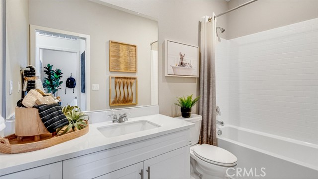 Detail Gallery Image 12 of 22 For 2831 E Bedford Privado, Ontario,  CA 91762 - 3 Beds | 2/1 Baths