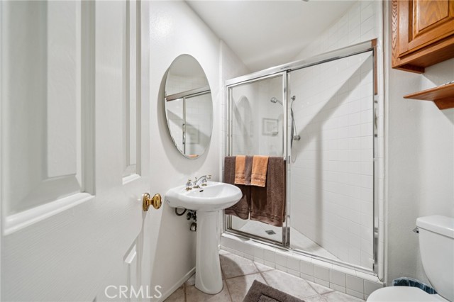 6586 Manzanita Court, Chino CA: https://media.crmls.org/medias/44245889-cdcf-4dfd-889a-7e3fbc6b0485.jpg