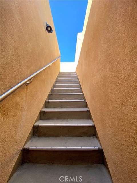 157 153-155 S Laurel Street, Ventura CA: https://media.crmls.org/medias/44259698-65ea-43b1-9c16-7da8c5d31b20.jpg