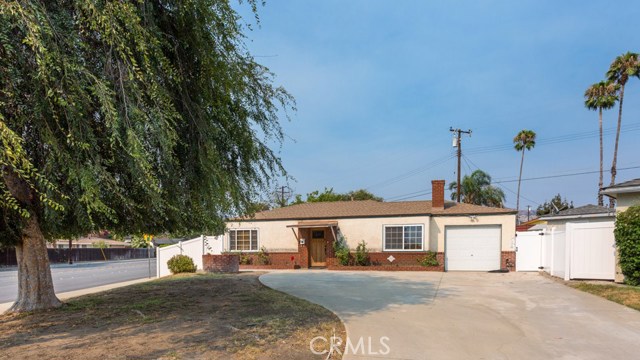 152 W Baseline Rd, Glendora, CA 91740