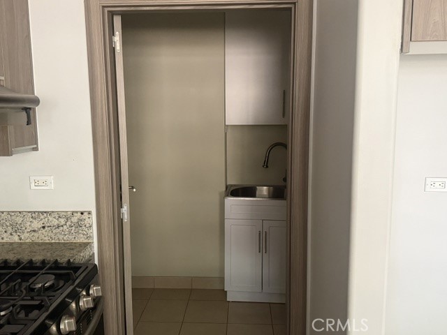 https://media.crmls.org/medias/442654e5-de78-455a-807d-b955b3939c5a.jpg?preset=X-Large