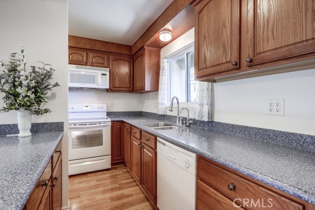 Detail Gallery Image 9 of 26 For 12100 Montecito Rd #49,  Los Alamitos,  CA 90720 - 3 Beds | 1/1 Baths