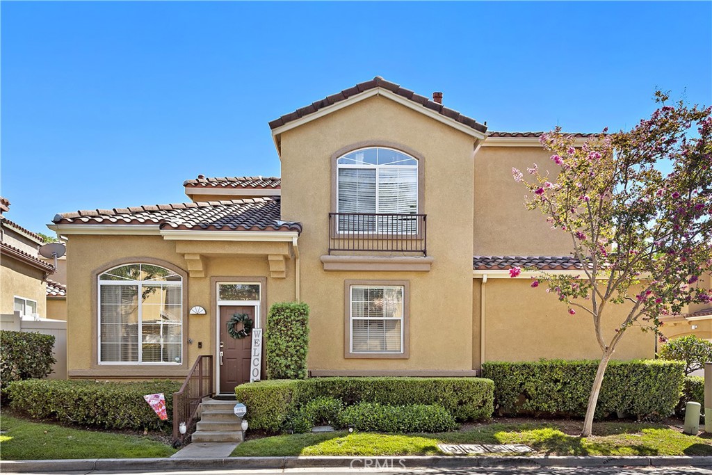 GORGOUS DETACHED HOME in the highly desirable city of Rancho Santa Margarita.  Expertly Remodeled, making this home the perfect OPEN CONCEPT Floor Plan with tons of wonderful bright natural light shining thru.  Large living room with an additional side room that makes a great office or den. The kitchen was remodeled with stainless steel appliances and white cabinets with designer hardware. Upgraded beautiful natural looking wood laminate flooring downstairs for easy maintenance, upgraded carpet & tile upstairs.  The perfect powder room downstairs for guests to use, upgraded with a lovely pedestal sink.  Roomy master with walk-in-closet and adjoining master bathroom with dual vanity, large mirrors & shower/tub. Two additional spacious rooms and spare bathroom upstairs with upgraded cabinet & mirror. Ceiling fans and tons of storage throughout!  Enjoy the private backyard with Vinyl fences--the perfect place to  BBQ & entertain friends and family. Professionally painted interior and exterior. Two car ATTACHED garage with upgraded hanging storage & laundry area.  To top it all off, the location is phenomenal! Super close to shopping, multiple restaurants, schools, parks, trails, pools, sport courts. This community also has the privilege of membership to the RSM Beach Club/Lagoon.  Close to the RSM Lake for those morning workouts or afternoon strolls around the lake. AND for easy access, this home is close to the 241 toll.  It doesn’t get any better than this!!
