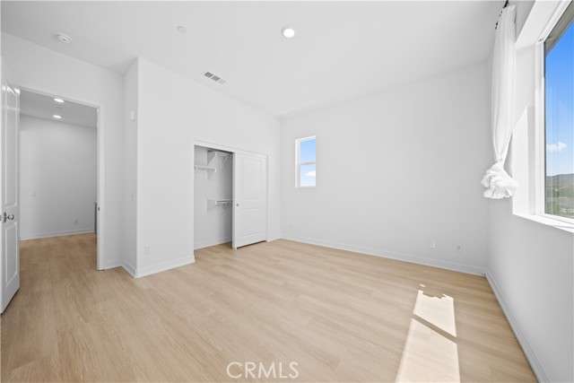 175 Baluster, Irvine CA: https://media.crmls.org/medias/442783f4-fde0-4a5a-90ac-c0be8e0461bb.jpg