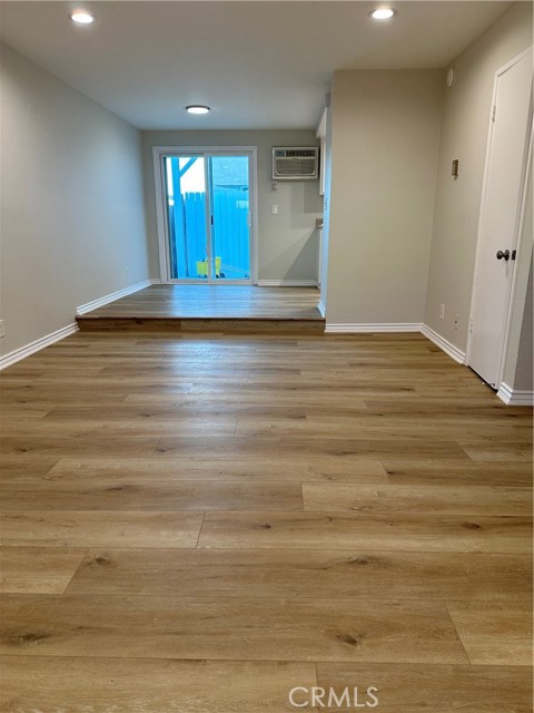 Detail Gallery Image 10 of 33 For 4301 Farquhar, Los Alamitos,  CA 90720 - 2 Beds | 1/1 Baths