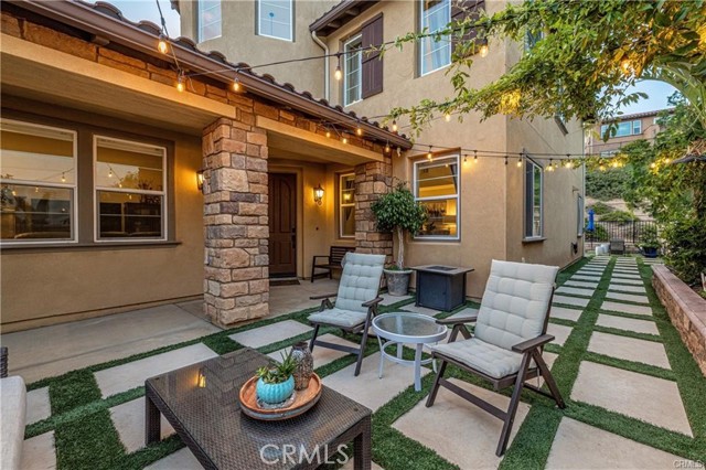 Detail Gallery Image 2 of 63 For 28322 Chisel Ct, Valencia,  CA 91354 - 5 Beds | 4 Baths