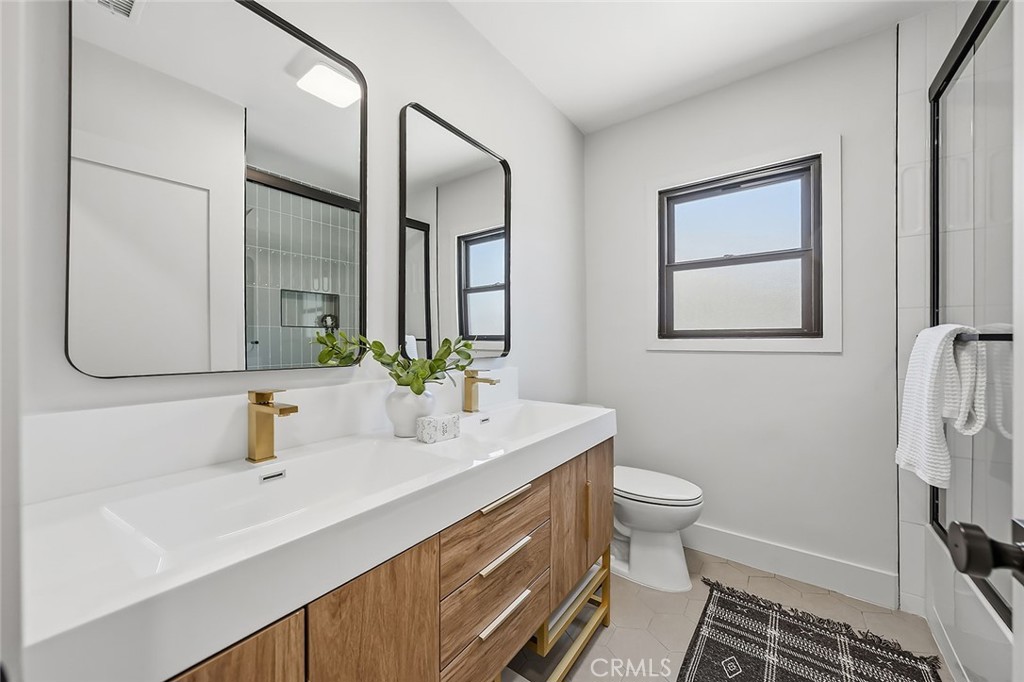 MLS #OC26160637 image #19
