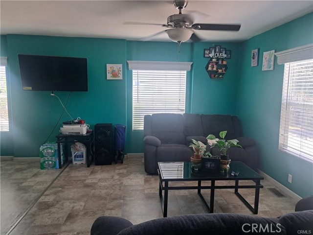 Detail Gallery Image 12 of 27 For 12700 Elliott #119,  El Monte,  CA 91732 - 3 Beds | 2 Baths