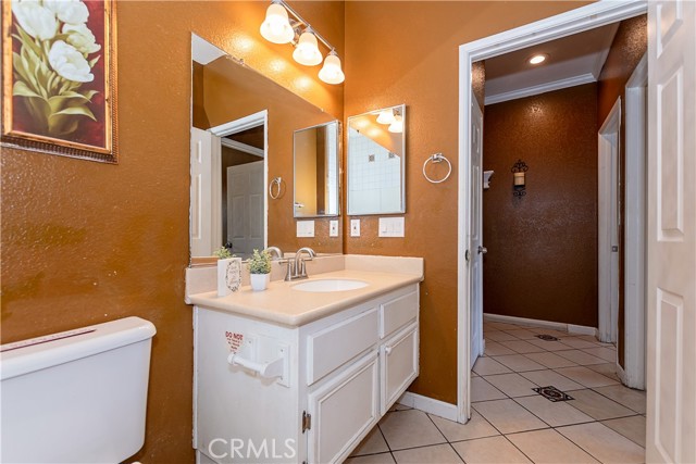 Detail Gallery Image 15 of 36 For 43963 Glenraven, Lancaster,  CA 93535 - 5 Beds | 2 Baths