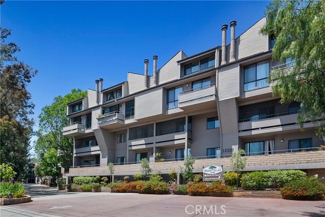 Detail Gallery Image 41 of 51 For 13331 Moorpark St #315,  Sherman Oaks,  CA 91423 - 2 Beds | 2 Baths