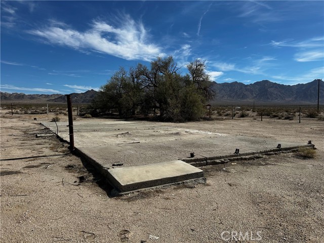 87780 Amboy Road, Amboy CA: https://media.crmls.org/medias/442981fc-a71a-4783-9a0f-f927c9a206d5.jpg