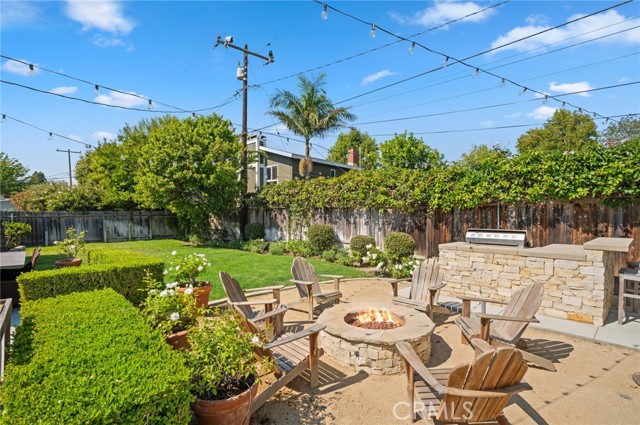 1912 Diana Ln, Newport Beach CA: https://media.crmls.org/medias/4429aace-15c0-4e71-afee-6b8159709c38.jpg