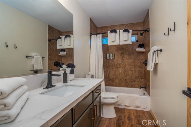 Detail Gallery Image 24 of 39 For 1002 White Mountain, Big Bear City,  CA 92314 - 4 Beds | 3/1 Baths