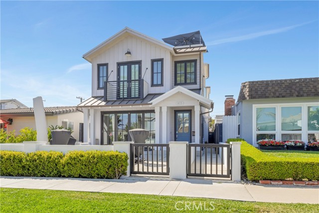 603 1/2 Marguerite Avenue, Corona del Mar CA: https://media.crmls.org/medias/442a1104-4379-4e2f-93a1-be91cc8fcdc9.jpg