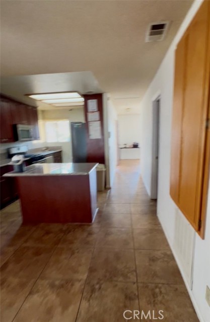 446 Camino Corto, San Jacinto CA: https://media.crmls.org/medias/442abd2b-5245-466d-b964-8c14951e347d.jpg