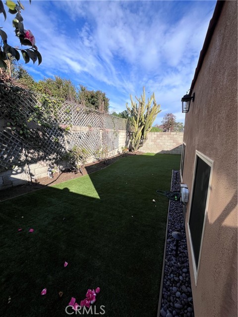 609 Hillcrest Street, El Segundo CA: https://media.crmls.org/medias/442ad684-0b03-4ab9-b7df-6530b33e759f.jpg