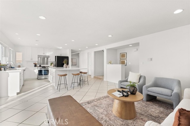 Detail Gallery Image 21 of 55 For 2761 Bunting, Costa Mesa,  CA 92626 - 5 Beds | 3 Baths