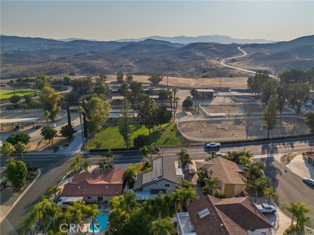 Detail Gallery Image 46 of 54 For 29172 Longhorn Dr, Canyon Lake,  CA 92587 - 4 Beds | 3 Baths
