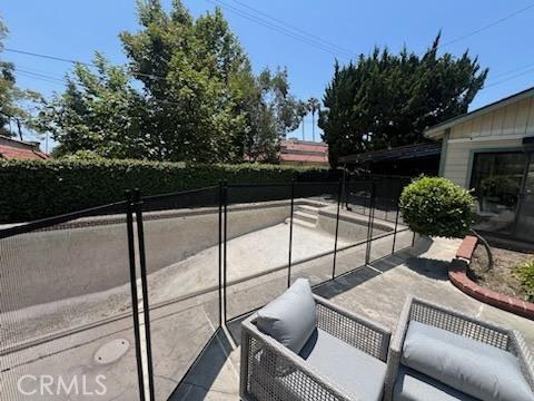 1156 E Howard Street, Pasadena CA: https://media.crmls.org/medias/442bbb59-5f25-4dd7-8a6f-5812115c30e0.jpg