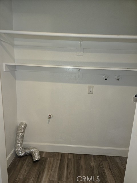 Detail Gallery Image 13 of 17 For 1370 Wheaton Way, Riverside,  CA 92507 - 3 Beds | 2 Baths