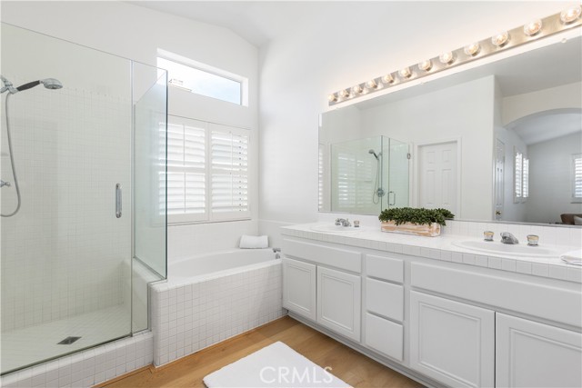 Image 16 of 38 For 16 Woodsong  