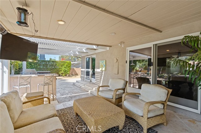 Detail Gallery Image 39 of 48 For 18200 Vintage, Northridge,  CA 91325 - 4 Beds | 3 Baths