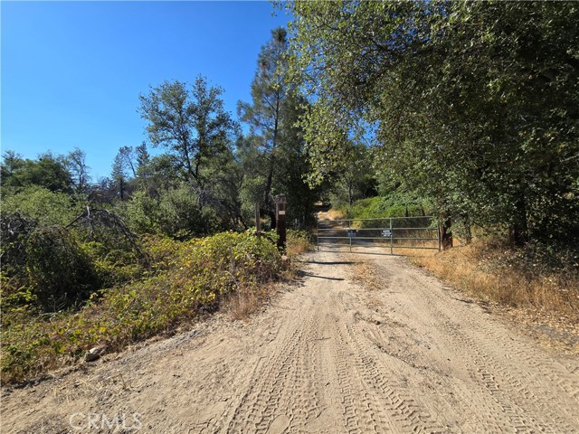 Detail Gallery Image 2 of 32 For 804 Craig Access Road, Feather Falls,  CA 95940 - 2 Beds | 1 Baths