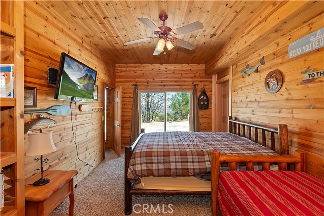 Detail Gallery Image 28 of 75 For 175 N Trails End Rd, Green Valley Lake,  CA 92341 - 5 Beds | 2 Baths