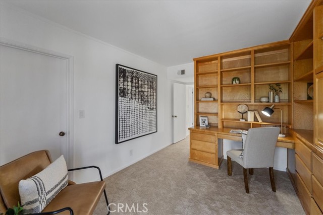 6451 E Shire Way, Long Beach CA: https://media.crmls.org/medias/442e897a-cf2a-4601-8ed4-16a54ee24f1e.jpg