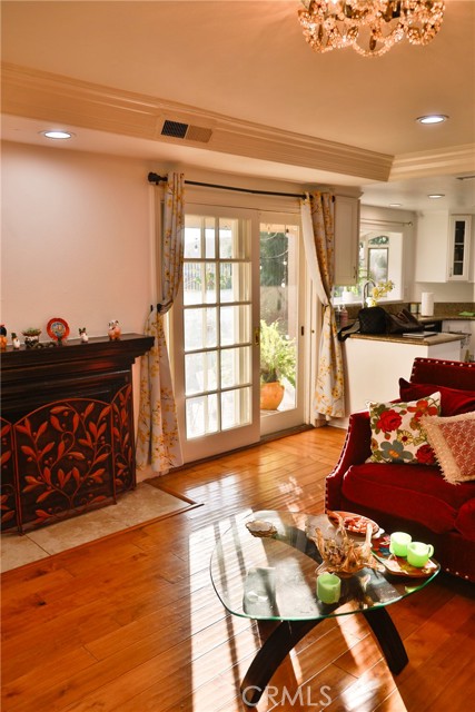 Detail Gallery Image 14 of 31 For 1129 Heatherview, Oak Park,  CA 91377 - 3 Beds | 2/1 Baths