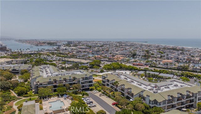 Detail Gallery Image 12 of 12 For 240 Nice Ln #213,  Newport Beach,  CA 92663 - 2 Beds | 1 Baths