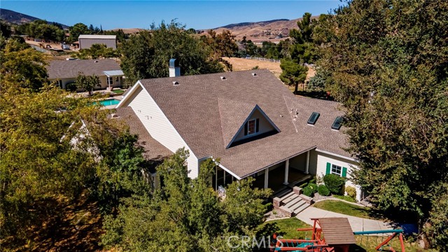 Detail Gallery Image 3 of 41 For 40065 90th St, Leona Valley,  CA 93551 - 5 Beds | 5/1 Baths