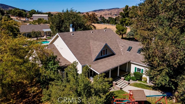 Detail Gallery Image 3 of 41 For 40065 90th St, Leona Valley,  CA 93551 - 5 Beds | 5/1 Baths