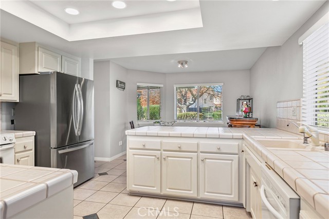 Detail Gallery Image 13 of 42 For 904 Spyglass Ct, Paso Robles,  CA 93446 - 3 Beds | 2 Baths