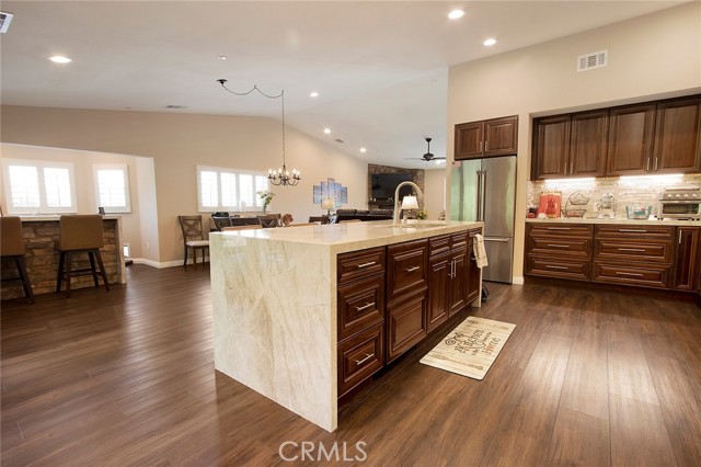 Detail Gallery Image 10 of 37 For 9610 Troon Ct, Desert Hot Springs,  CA 92240 - 3 Beds | 2/1 Baths