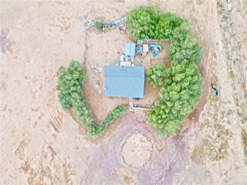https://media.crmls.org/medias/4432fec8-8c7f-40eb-9e47-c5193411b5de.jpg?preset=X-Large