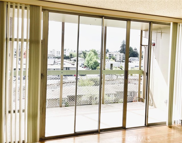 Front Image Thumbnail for CRFR26080627