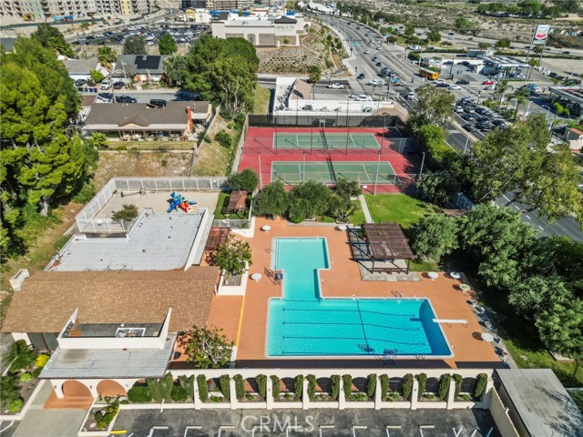 Detail Gallery Image 40 of 44 For 16503 Fairglade, Canyon Country,  CA 91387 - 4 Beds | 3 Baths