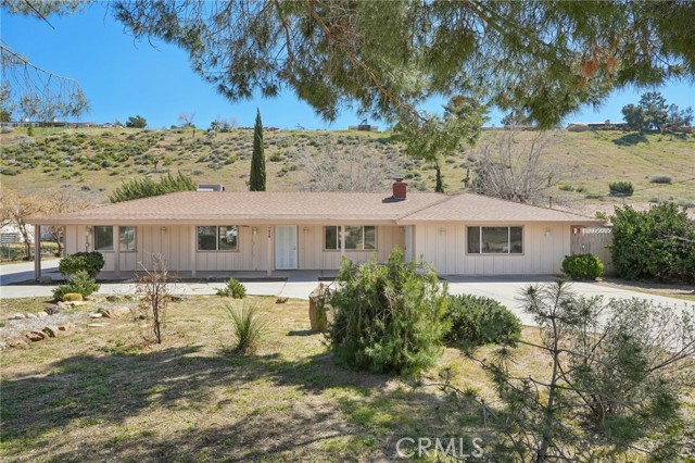 Detail Gallery Image 3 of 35 For 7829 Chase Ave, Hesperia,  CA 92345 - 5 Beds | 3 Baths