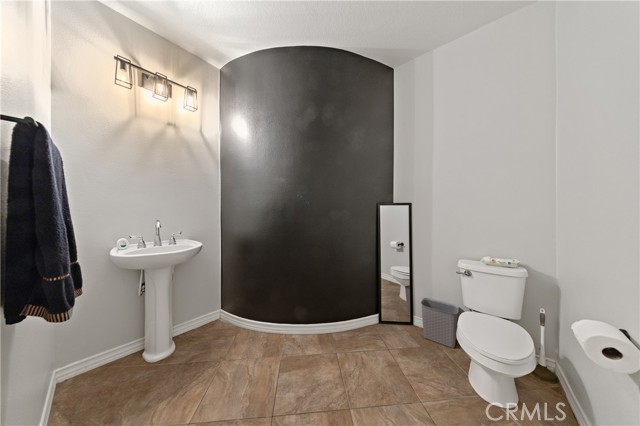 27126 Coral Bells Way, Murrieta CA: https://media.crmls.org/medias/443408ff-490c-48d0-a31c-2bcdf36abee4.jpg