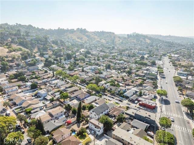 Detail Gallery Image 35 of 36 For 3115 Arvia St 1b,  Los Angeles,  CA 90065 - 5 Beds | 2 Baths