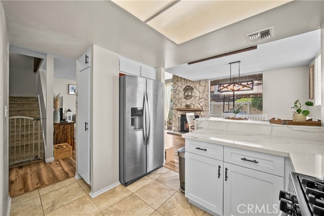 Detail Gallery Image 14 of 47 For 20931 Judah Ln #35,  Newhall,  CA 91321 - 2 Beds | 3 Baths