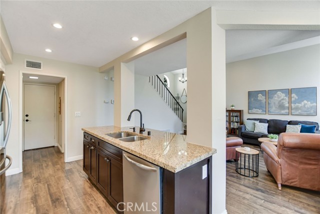 Detail Gallery Image 14 of 38 For 1247 Deer Creek Rd, San Dimas,  CA 91773 - 3 Beds | 2/1 Baths