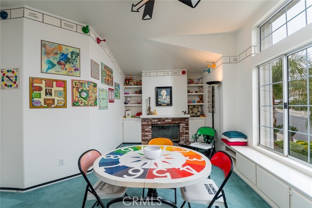 21714 Agajanian Lane, Saugus CA: https://media.crmls.org/medias/44377352-373c-4217-9f5c-b72c71e0d058.jpg