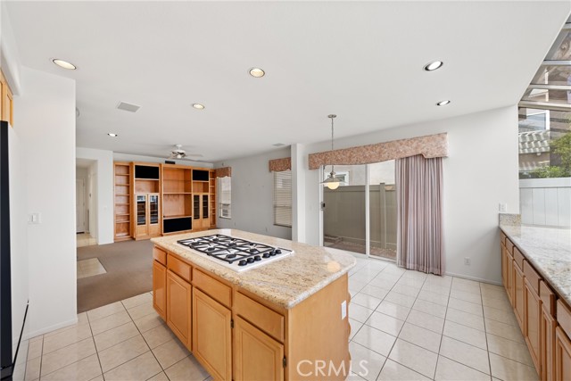 Detail Gallery Image 17 of 55 For 45436 via Jaca, Temecula,  CA 92592 - 4 Beds | 3 Baths